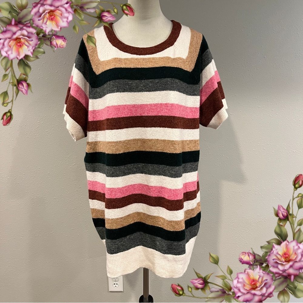 Torrid Multicolor Knit short sleeve plus size Sweater‎